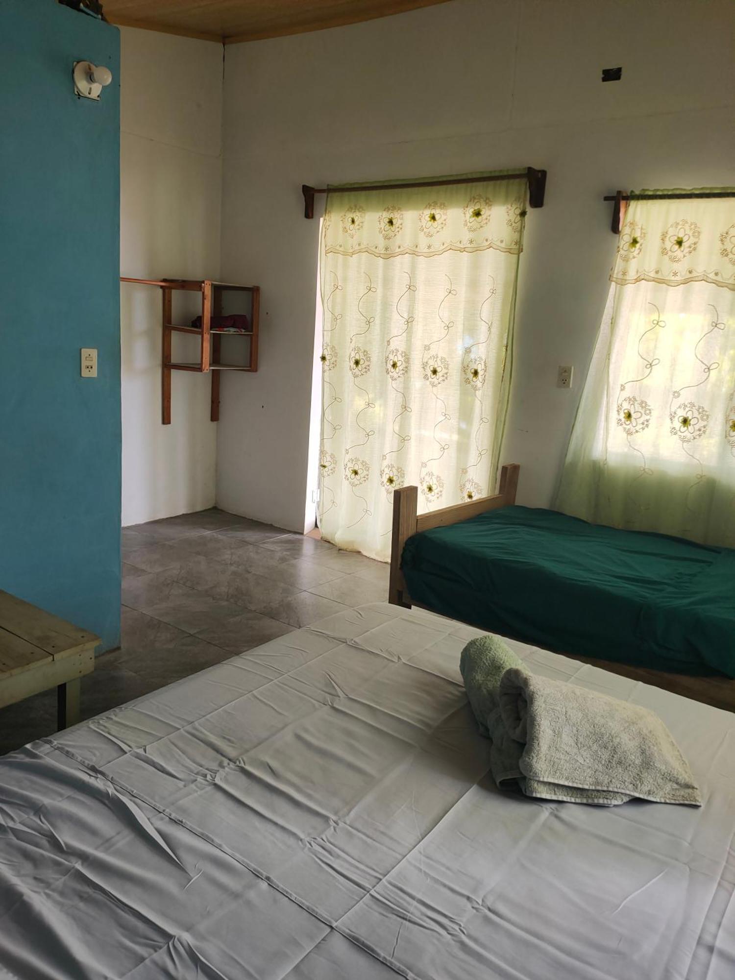 Guesthouse Island Escape South End Стая снимка